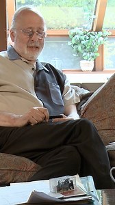 In this 2009 clip, Eric Woolfson reflects on ‘Don’t Let It Show’ and how its meaning can be both completely obvious and yet intriguingly obscure. The song appears on the classic Alan Parsons Project album ‘I Robot’, which will be reissued on 17 October. Pre-order your copy via the link in comments. | The Alan Parsons Project