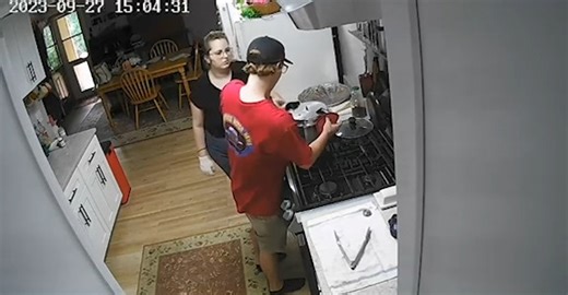 Pressure Cooker Explodes When Guy Tries to Open Its Lid