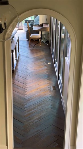 Constructed in the 1920s, this estate perfectly blends coastal elegance with historic character.