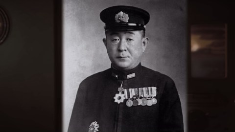 They lost 3 aircraft carriers in hours - then one fought back alone