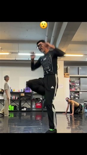 나 계속 늘고 있어. 아니 늙고 있어. #dance #앰비규어스댄스컴퍼니 #dancer #technodance