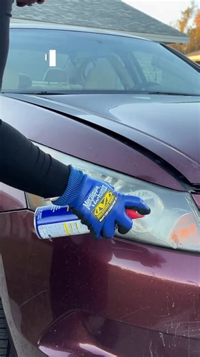 Jayda’s Ride 🎀 on Instagram: "Taking the advice of my followers and trying to restore my headlights with WD-40 😂 #hondaaccord #projectcar #headlights #headlightsrestoration #explore"