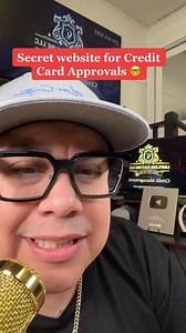 Building a strong credit history starts with using your credit card responsibly! 💳 Whether you're new to credit or looking to boost your score, these tips will help you manage your credit card effectively to improve your credit score. Learn how to avoid common mistakes, make timely payments, and use your credit wisely to build a solid foundation for your financial future. 🚀 Don’t forget to hit like 👍, subscribe 🔔, and share this video with anyone who needs help building their credit! 🌟 #Cre