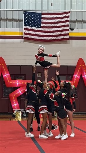Ava & Alexis on Instagram: "📣 1st ever cheer routine! They had so much fun 🤩 @reign_beaux @royalroseworld"
