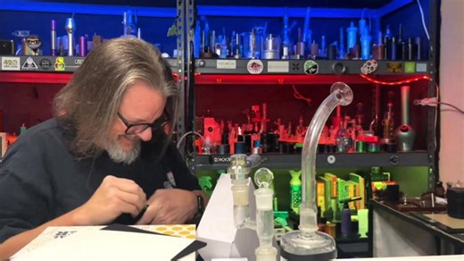 Ball Vape Comparison - MUSA 3000 vs All-Glass Purity of Universal Baller