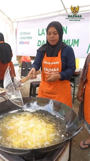Salurkan Makanan Siap Saji untuk korban