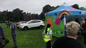 There’s a load of people at Croxteth Hall and Country Park wearing their Matalan Alder Hey Children's Hospital and Charity jarmies attempting a Guinness World Record this morning! Who’s here? 🏃🏻‍♀️🏃‍♂️💙Kate | The Guide Liverpool