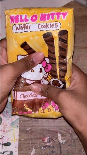 Hello Kitty Holiday Wafer Cookie Paper Squishy 🍫🎀 DIY Tutorial!