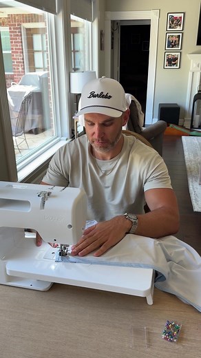 Learn to Sew: Easy Beginner Sewing Machine Tips