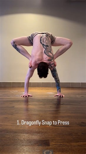 3 no handed flexibility entrances by @bboykilo #flexibility #yoga #balance | People Are Awesome