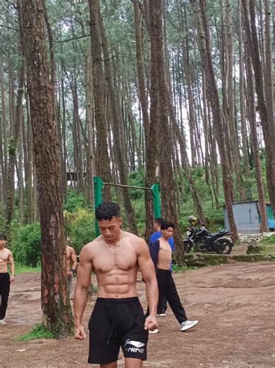 Jagdol Calisthenics Park Street Workout — Nepali Fitness Routine
