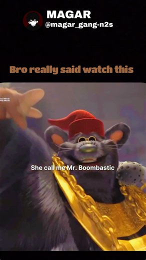 Big Mike Sings "Mr. Boombastic" - Barnyard Scene 🐭🎤