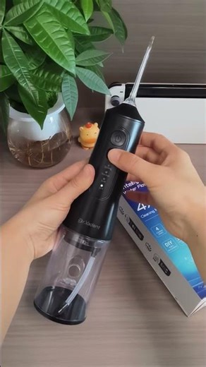 Dr.Yadent YD06 Cordless Oral Irrigator WaterFlosser 300ML Portable Wate