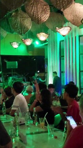 Night out at the Mo2. Good food and a live band. #travel #music #food #cebu
