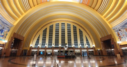 Cincinnati's Union Terminal enjoys attention generated by 'Superman'