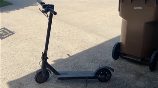 Watch Max Shot electric scooter review on Amazon Live