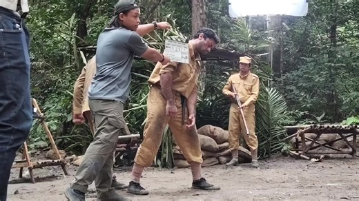 Exploring Orang Perang and Senoiperaaq Production