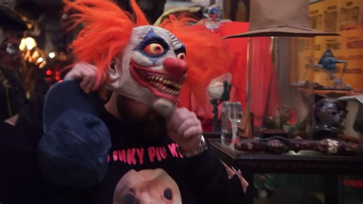 620K views · 6.9K reactions | Rick and Chum check out a California house LOADED with iconic pieces of Hollywood memorabilia - from Superman to Baywatch to Talladega Nights; this house has it all. | Pawn Stars on History | Facebook