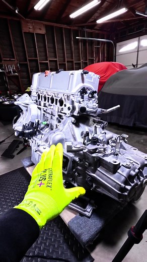 Why use fogging oil in my K20 swap for long-term storage?! | Part 3/3 | #OMGBUILDS