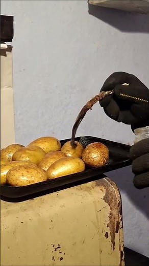 Crispy Oven-Baked Potatoes #easycooking #comfortfood #countrylife #cookingathome #foodvlog