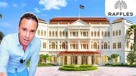 I spent a night at Singapore's most luxurious hotel 🏨