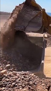 "Cat 994: The Giant Wheel Loader in Action!" #HeavyMachinery #Operator #CAT994 #WheelLoader #Mining | Konstruksi Berat