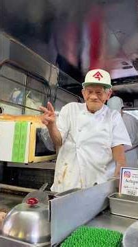 80-year-old alien's hamburger🍔 #japanesefood