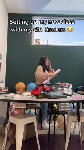 Setting Up a New Class with 4th Graders: Decor Fun