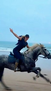 Horse running very fast #horses #horsepower #horseriding #horseshorts | World Animals Do