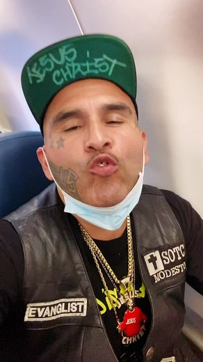 Mike Servin on Instagram: "JESUS CHRIST on my way to Spokane Washington just met my brother today @hudson.beebe we going hard for God JESUS CHRIST!! #jesus #love #faith #jesuschrist #foryou #messanger #desciple #archangel #bible @5iveola"