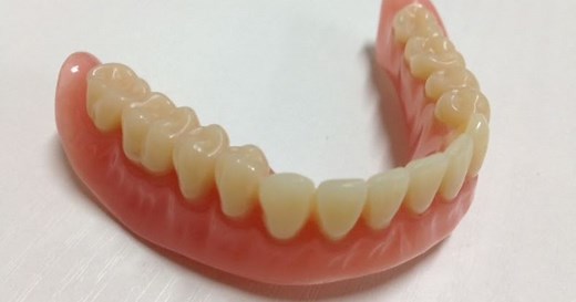 MCQs on Complete Dentures : Impression Procedures