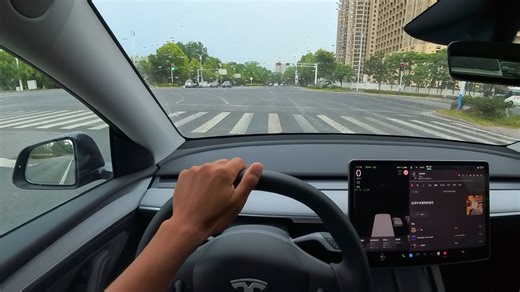 【Insta360 GO 3S Model Y 帽夹第一人称视角】......