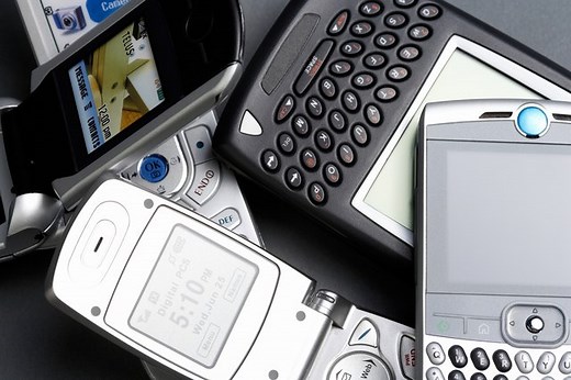 What Type of Wavelengths Do Cellphones Use? | Techwalla