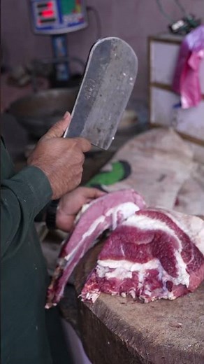 Professional Butcher Skills in Action, Most Satisfying Beef Cutting Ever