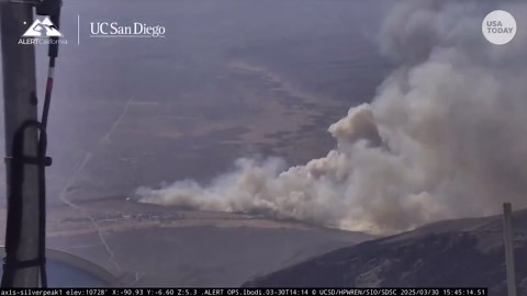Silver Fire sends large plumes of smoke, flames into the sky: See the timelapse