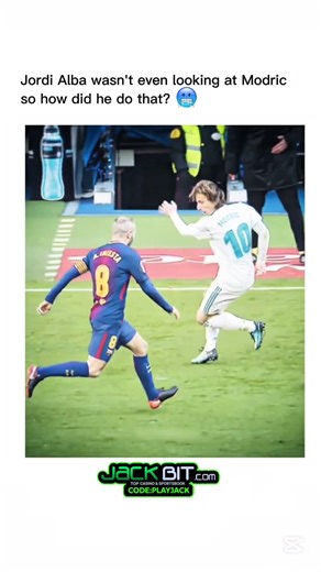 S7Football™ on Instagram: "Jordi Alba is one of the most effective attacking full-backs of his era, built on pace, timing, and elite chemistry with advanced playmakers. His strongest weapon is his movement. Alba doesn’t just overlap blindly — he reads the game, waits for the exact moment the winger or midfielder pulls defenders inside, then explodes into the empty channel. This timing made him a constant outlet for Barcelona’s possession structure and a nightmare for defensive lines that struggl