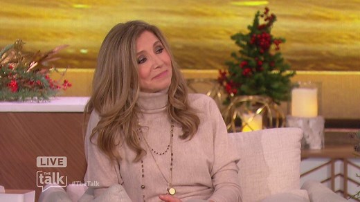 .@sarahchalke stops by and gives us little details on what we can expect on season 2 of Firefly Lane, her friendship with Katherine Heigl and even reveals she's never lost a limbo competition! | The Talk