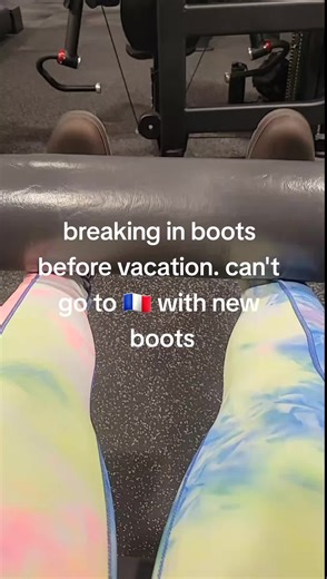 lo✊🏿✊🏾✊🏽✊🏼🇲🇽🇵🇸 (@ruby.tuesdee)’s videos with These Boots Are Made for Walkin' - Nancy Sinatra