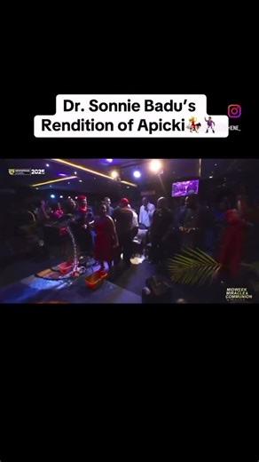 DR.SONNIE BADU D.D D.Mus Ph.D. on Instagram: "They say when you go to Rome, you do what the Romans do. This amazing church is known for the APIKI vibe, so I did what the Roman’s do.. @ps.badukyenkyenhene_ much love and see you on Sunday!"