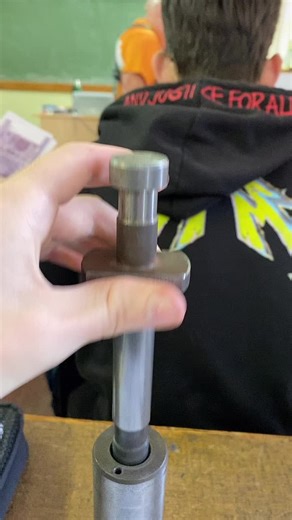 Proper Insertion Techniques for Cylindrical Mechanisms