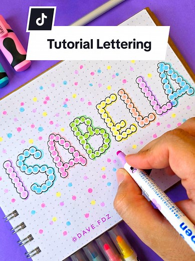 Cómo hacer letras coloridas con marcadores