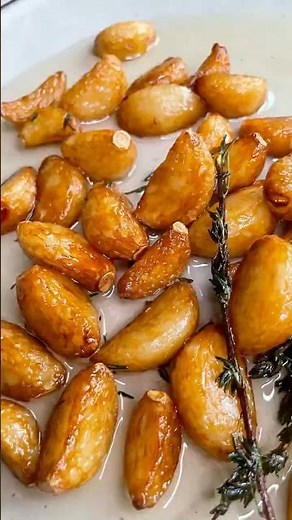 Ma recette d’ail confit 🧄🔥💫facile et rapide un indispensable à la a maison #food #chef #cooking