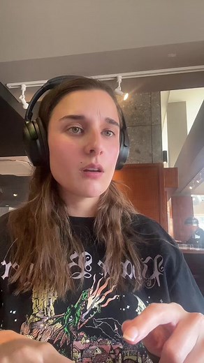 ❤️‍🔥 We can’t wait to see what you create with this tool! 👉 The 3D Path feature allows you to create objects using a 3d path tool. Create organic and natural-looking shapes. Explore typography by writing your own letters or converting text into paths. Aline objects to a path and creates tubes, pipes, rails and more 🌈 Happy Designing! - - - #3ddesign #motiongraphics #designthinking #designtools #typography #3dtypography #3dmodeling #3dartist #madewithspline