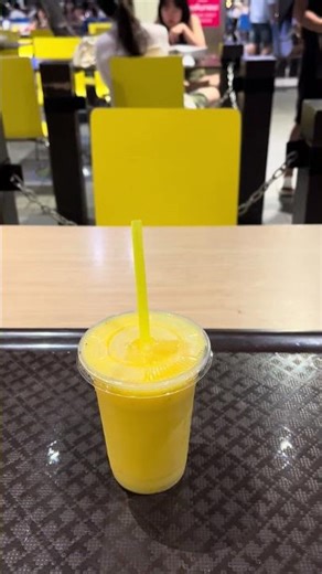 日本の約三分の一以下の価格で食べられます！マンゴースムージーです！屋台より安いフードコートのあるタイのパタヤのターミナル21です！ #タイ #パタヤ #激安 #フードコート #ターミナル21
