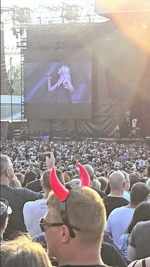 The Pretty Reckless - "Witches Burn ( live @ Tallinn 24.07.2025)