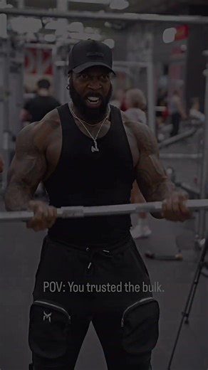On week 7 of the cut but bulked for 8 months. #musclebuliding #bodybuilding #gymlife #bulking #gym