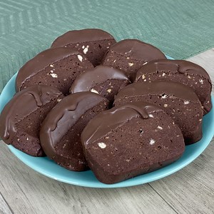 310K views · 2.8K reactions | NO Heat, NO Condensed Milk and ONLY 3 Ingredients ... It's delicious!!  | Recipes at Home | Facebook