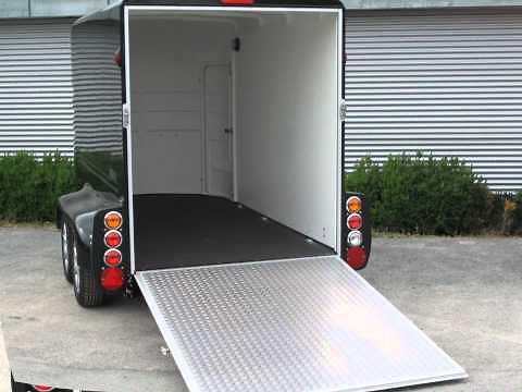 Humbaur Rexus Kofferanhänger / Motorradanhänger
