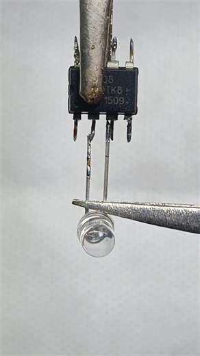 Simple Flash Circuit using | LED Blinking Circuit