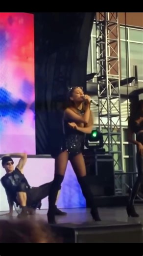 Ariana Grande - The Way (live at VMWare Halloween Bash 2014) #arianagrande #theway #yourstruly #2014 #sanfransico